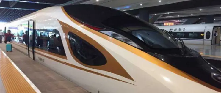 限高消费可否坐飞机出行(限高消费能否搭乘飞机旅行)